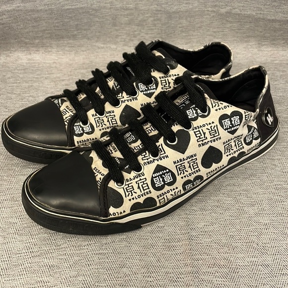 Harajuku Lovers Shoes - Harajuku Lovers low top sneakers, Sz 9